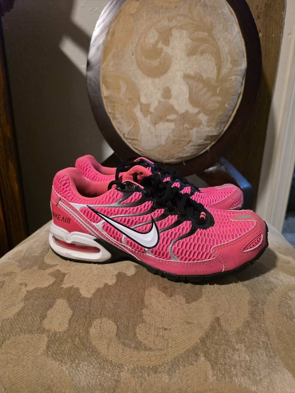Nike Hot Pink and Black Women's Running Sneakers with White Swoosh - Picture 2 of 6